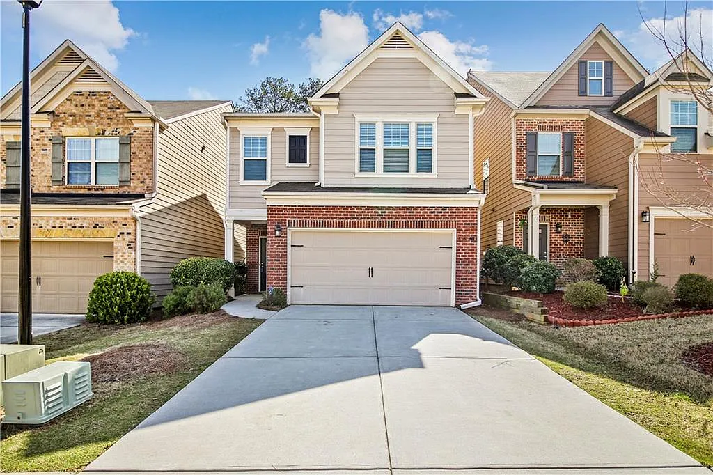 Building Photo - 5090 Breezewood Cir