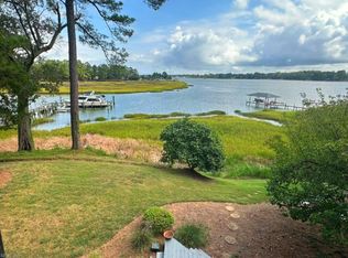 1882 Cherry Grove Rd N, Suffolk, VA 23432