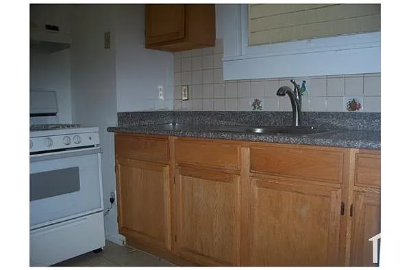 Building Photo - 2526 Van Ness Ave #2