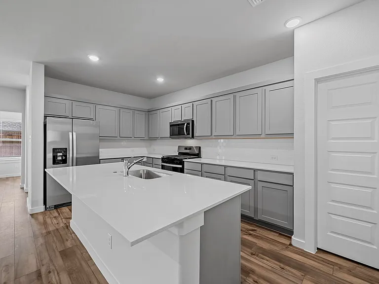 605 Wild Goose Ln — Photo 3