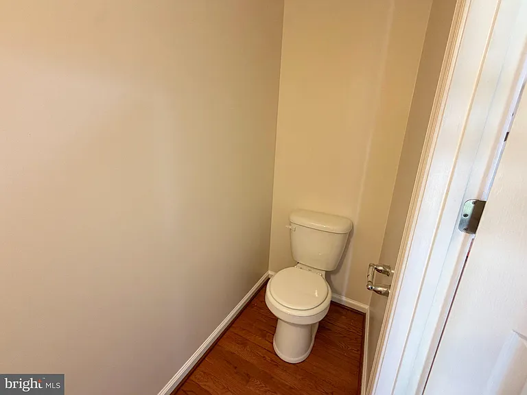 10 Meadow Court Gln — Photo 9