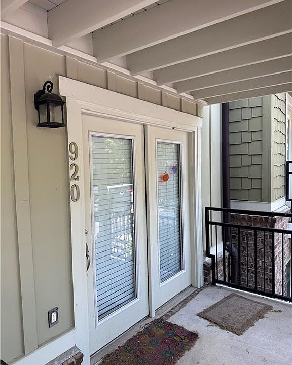 1st image of 490 Barnett Shoals Rd APT 920