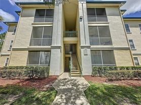 8919 Legacy Ct, Kissimmee, FL
