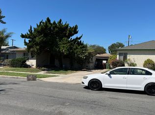 1215 S Stoneacre Ave, Compton, CA 90221