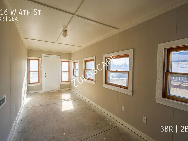 516 W 4th St — Photo 7