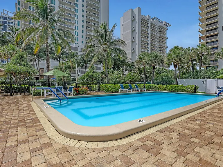 3400 N Ocean Dr #101 — Photo 25