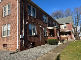 297 Park St APT 2C, West Haven, CT 06516