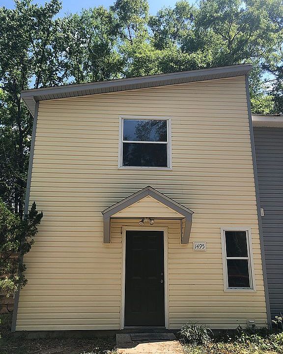 1st image of 1495 Live Oak Dr