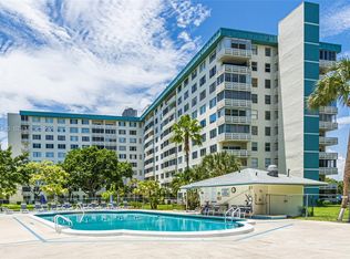 Hillcrest, Hollywood, FL 33021
