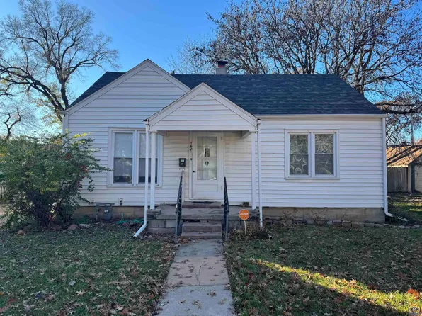 1621 SW Wayne Ave, Topeka, KS 66604