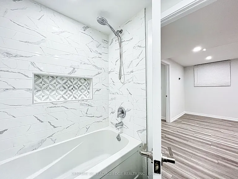 88 Hewitt Cres — Photo 13