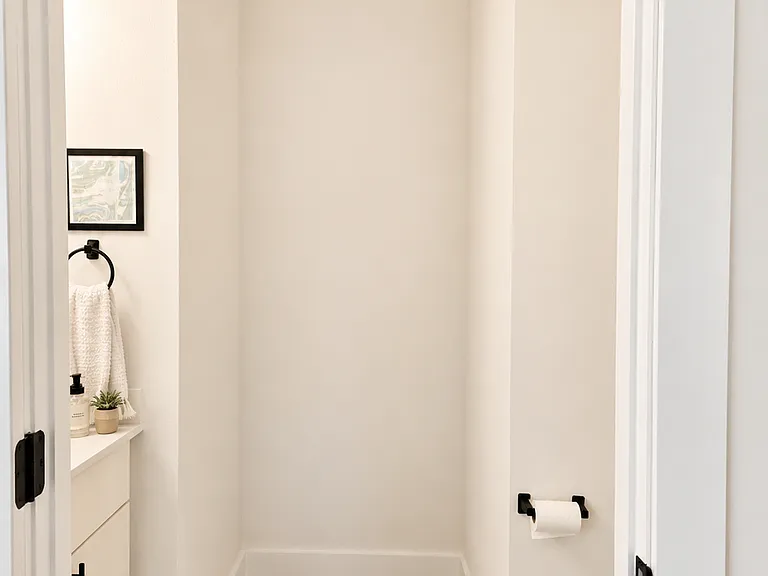 6016 Fairway St #2 Downstairs Half Bathroom