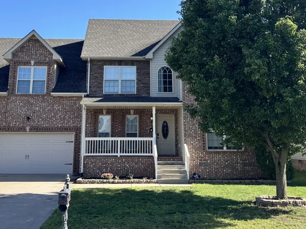 721 Cavalier Dr, Clarksville, TN 37040