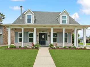 6401 Riverside Dr, Harahan, LA 70123