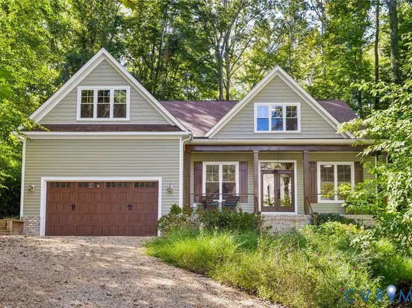 9013 Old Holly Rd, Richmond, VA 23235