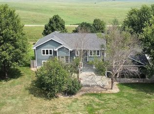 250 Star Ln, Gibbon, NE 68840