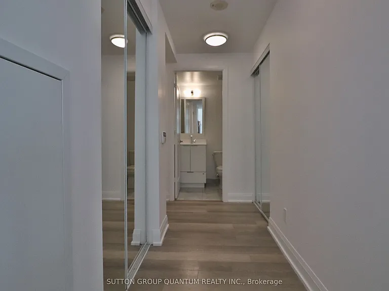 56 Annie Craig Dr #1410 — Photo 4