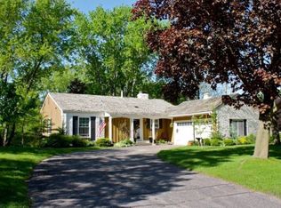 15719 Boulder Creek Dr, Minnetonka, MN 55345