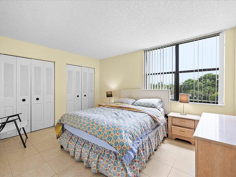 2255 Lindell Blvd #4401 — Photo 13