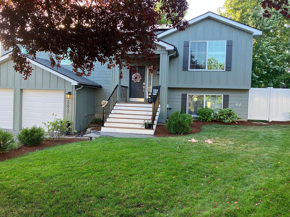 1st image of 22927 E Settler Dr