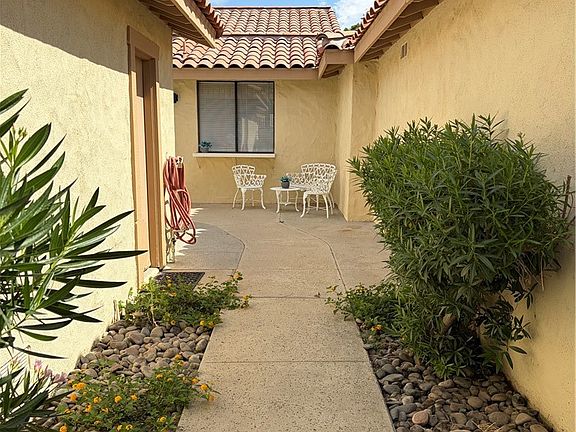 5th image of 248 La Paz Way
