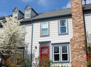 43942 Kitts Hill Ter, Ashburn, VA 20147