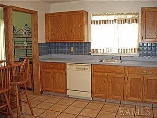 4th image of 1201 Brentwood Dr