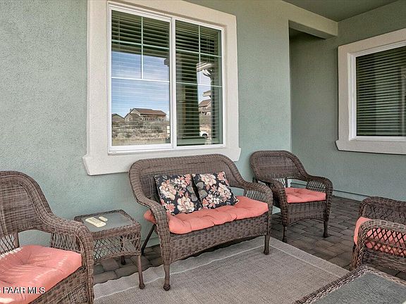 2nd image of 1751 Ascott St