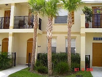 1st image of 1884 SE High Springs Dr