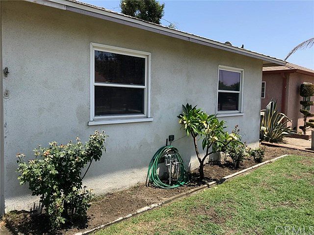 9725 Maplewood St, Bellflower, CA 90706 | Zillow