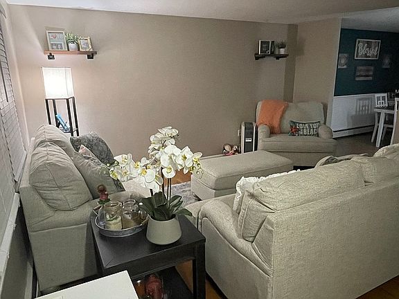3rd image of 8134 Firenze Ln