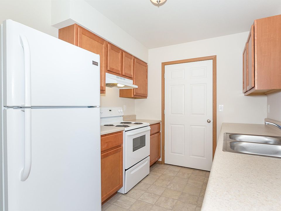 1st image of 9663 Hayden Dr APT 5