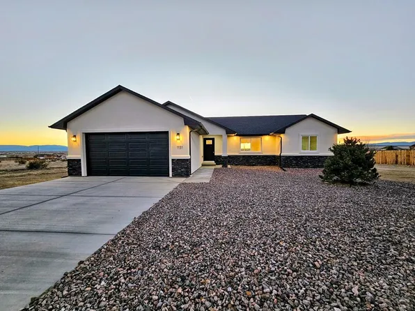 1151 N Red Granite Ln, Pueblo West, CO 81007