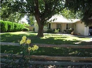 805 W 45th Pl, Kennewick, WA 99337