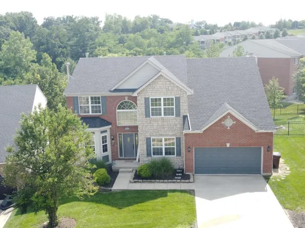 4873 Kleeman Green Dr, Cincinnati, OH 45211