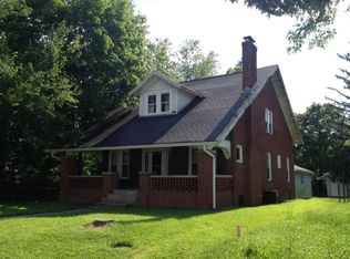 1409 N Woodridge Ave, Muncie, IN