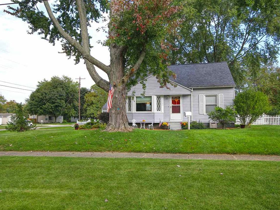 1st image of 2403 Twilight St