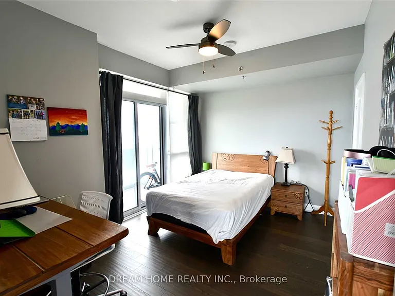 55 Speers Rd #1609 — Photo 9