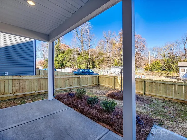 1237 Eastway Dr — Photo 36
