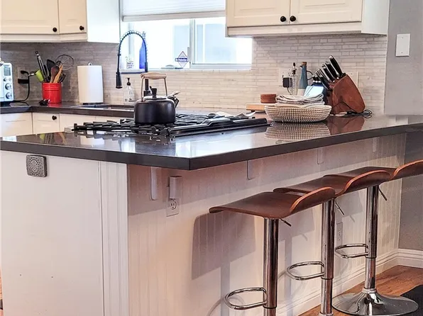 18550 Hatteras St Unit 43, Tarzana, CA 91356