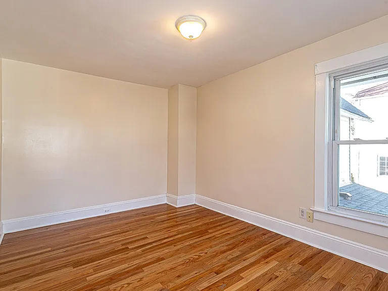 114 Lexington Ave #2 — Photo 12