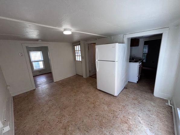 67 Cedar St #4