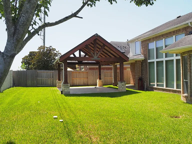 28607 Green Hedge Dr — Photo 5