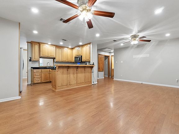 4th image of 6031 Gribble Rd