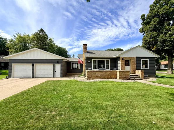 821 Turner St, Worthington, MN 56187
