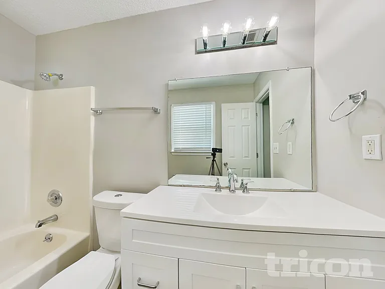 39 Pine Grove Cir — Photo 7