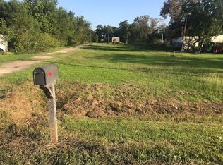 4560 McLean Rd, Baytown, TX 77521