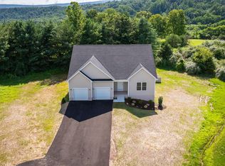 40 Mdg Way, Berkeley Springs, WV 25411