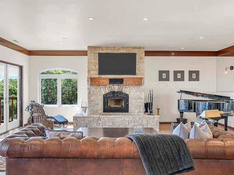 287 Laureles Grade Rd — Photo 29