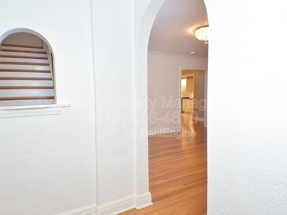 4th image of 255 E 27th Pl S